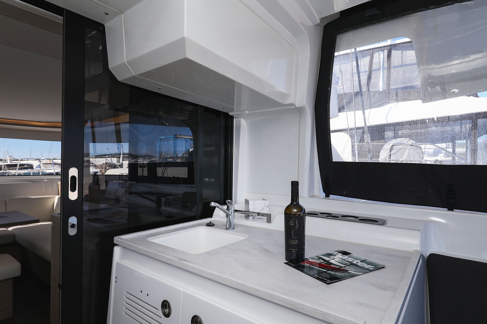 Lagoon 46 - 4 + 2 cab. — photo 10
