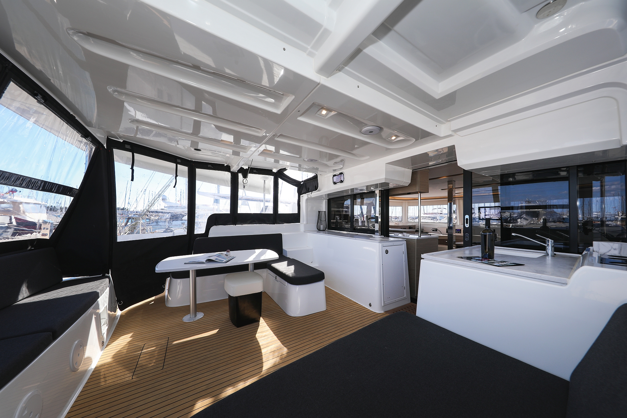 Lagoon 46 - 4 + 2 cab. — photo 13