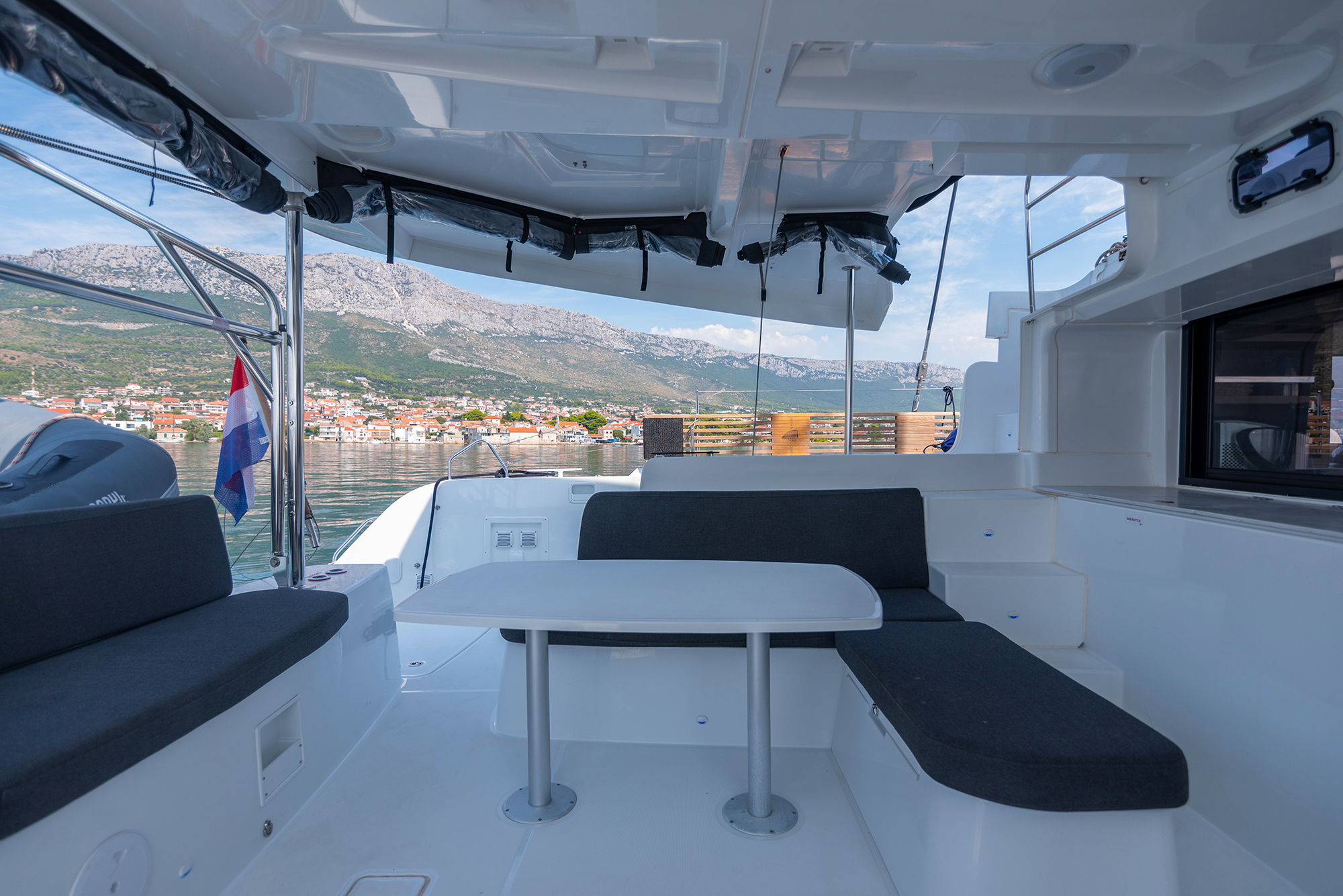 Lagoon 46 - 4 + 2 cab. — photo 15