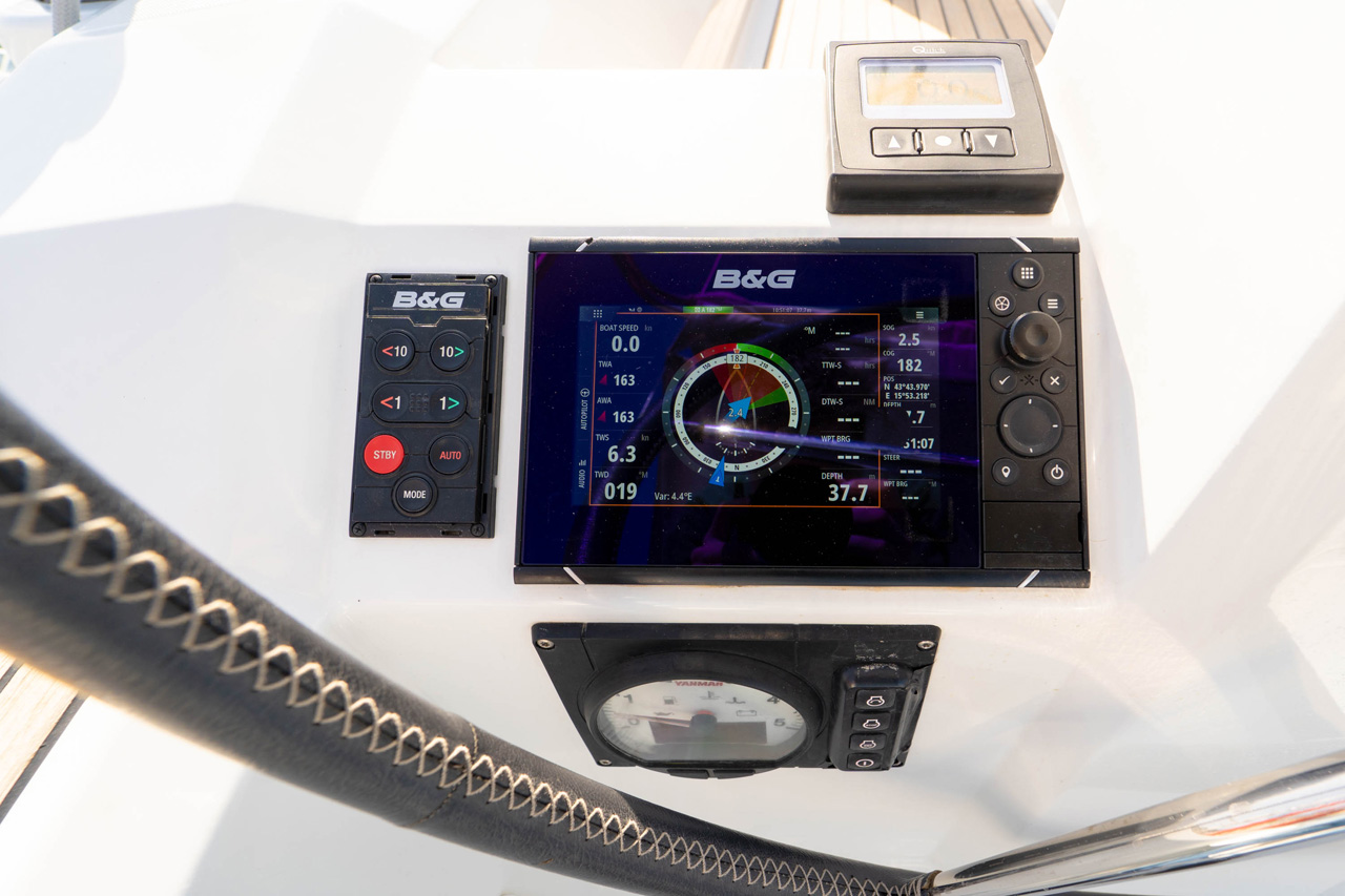 Oceanis 38 - 3 cab. — photo 6
