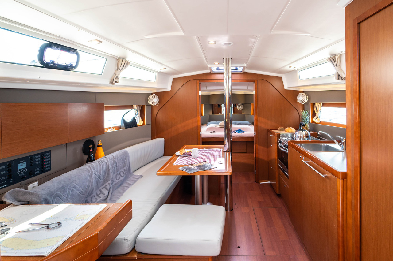 Oceanis 38 - 3 cab. — photo 13