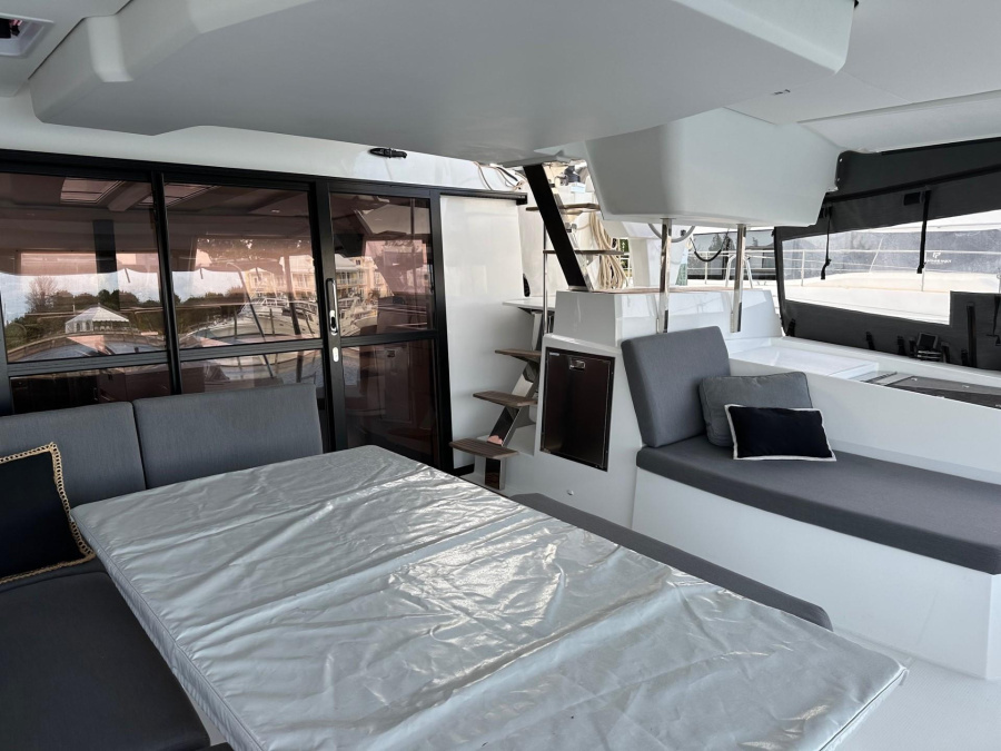 Fountaine Pajot Aura 51 — photo 4