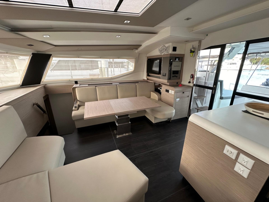 Fountaine Pajot Aura 51 — photo 8