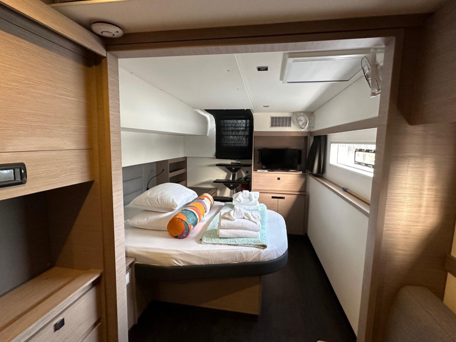 Fountaine Pajot Aura 51 — photo 12