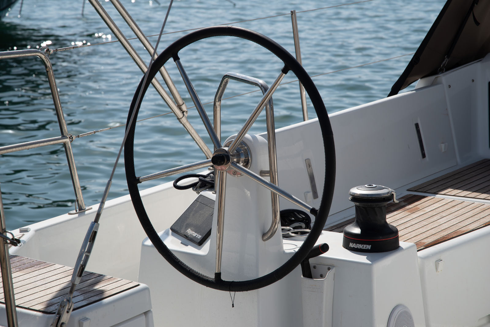 Sun Odyssey 440 - 4 cab. — photo 8