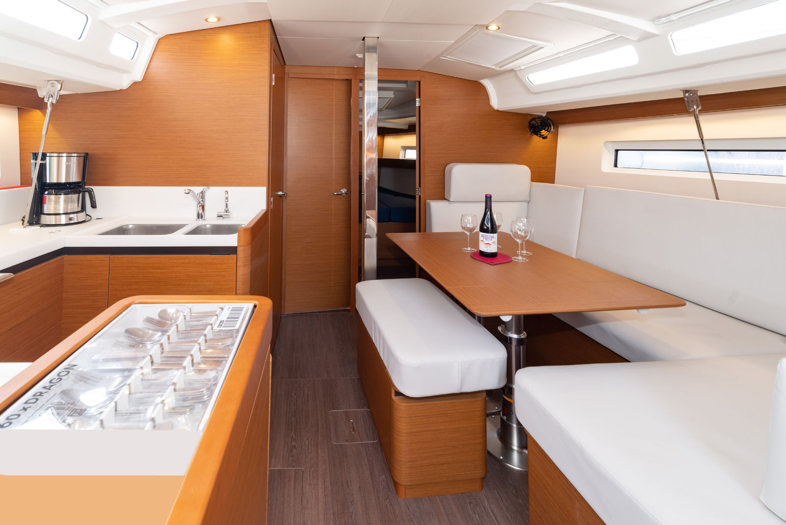 Sun Odyssey 440 - 4 cab. — photo 11