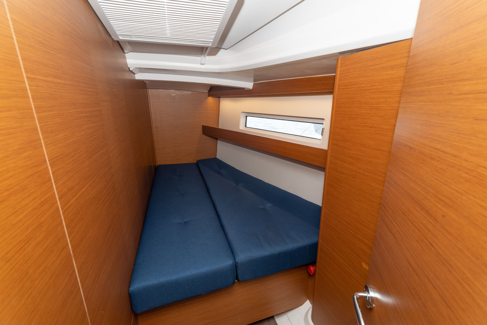 Sun Odyssey 440 - 4 cab. — photo 16
