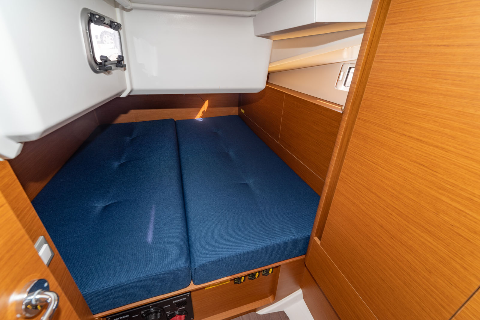 Sun Odyssey 440 - 4 cab. — photo 19