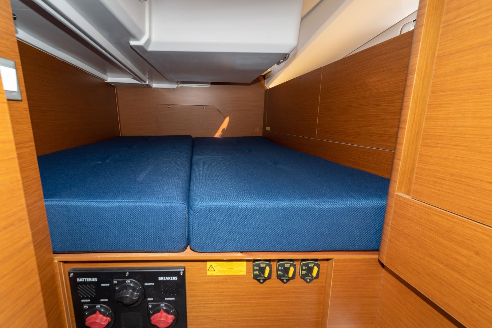 Sun Odyssey 440 - 4 cab. — photo 20