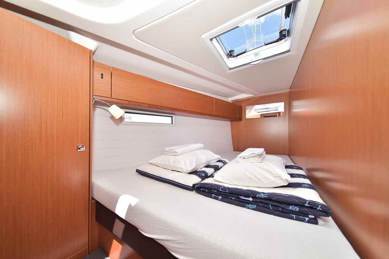 Bavaria Cruiser 51 — photo 13