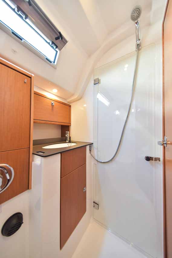 Bavaria Cruiser 51 — photo 21