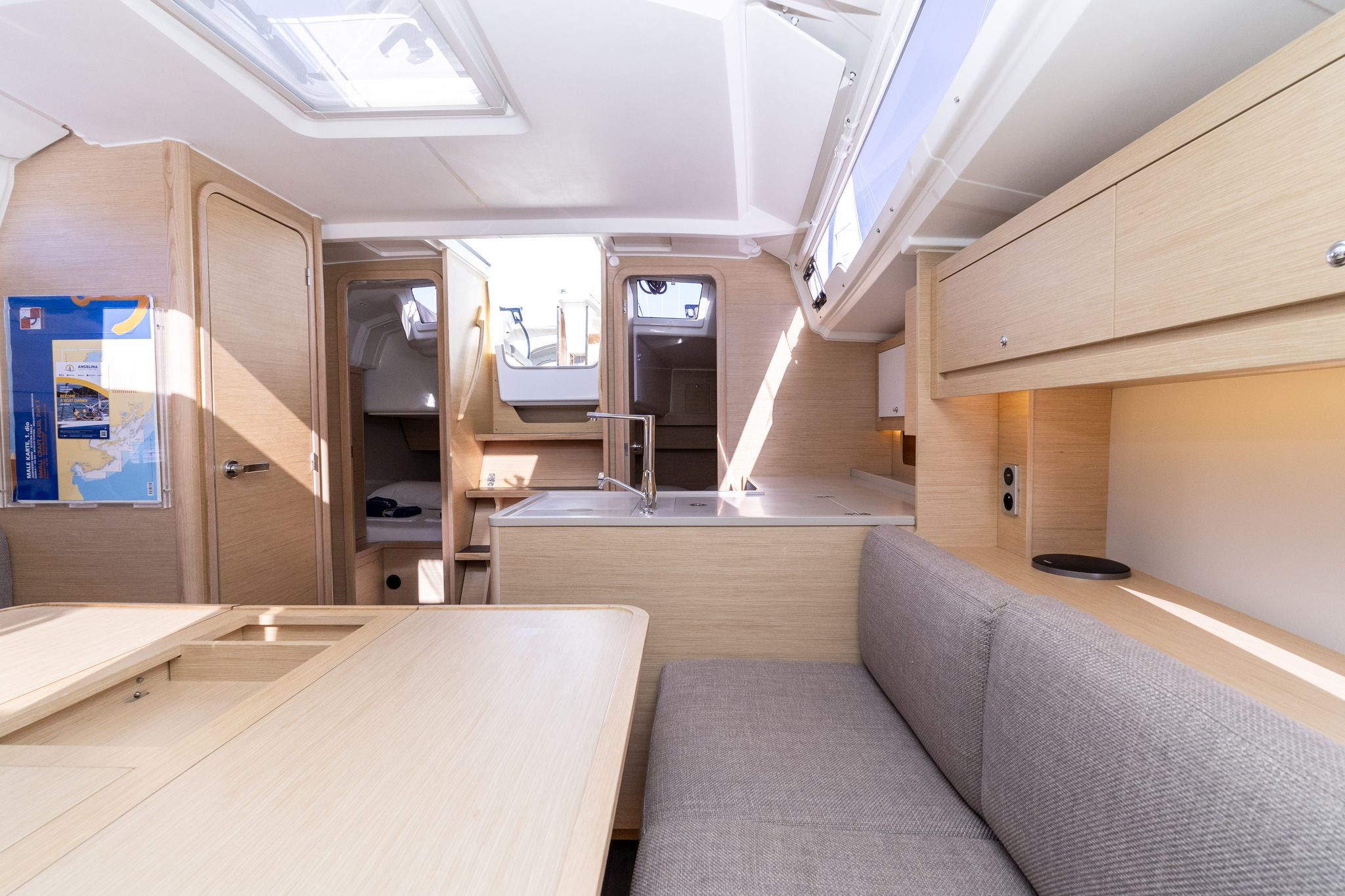Dufour 37 - 3 cab. — photo 17