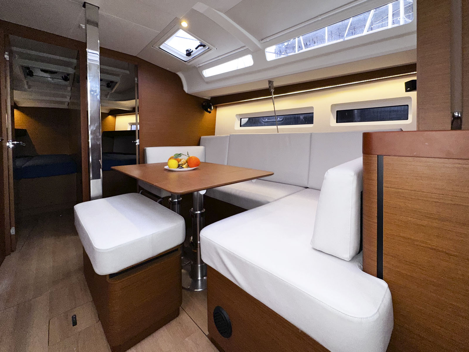 Sun Odyssey 440 - 4 cab. — photo 13