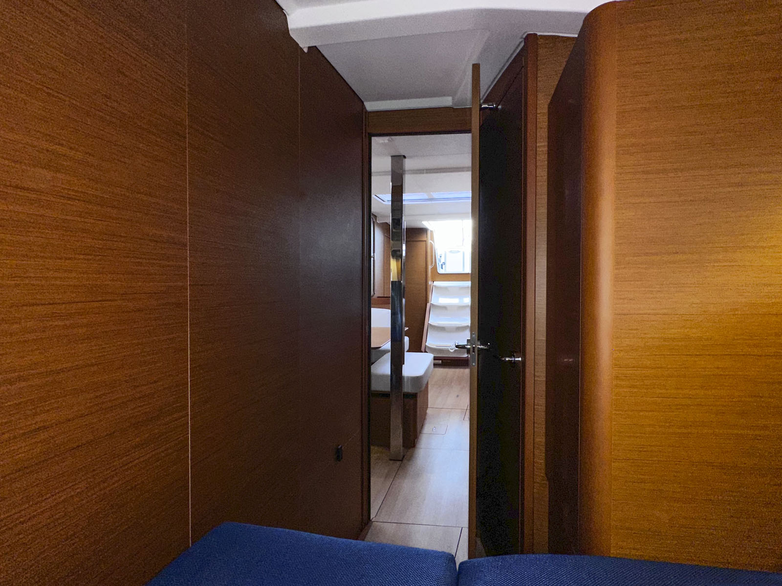 Sun Odyssey 440 - 4 cab. — photo 25
