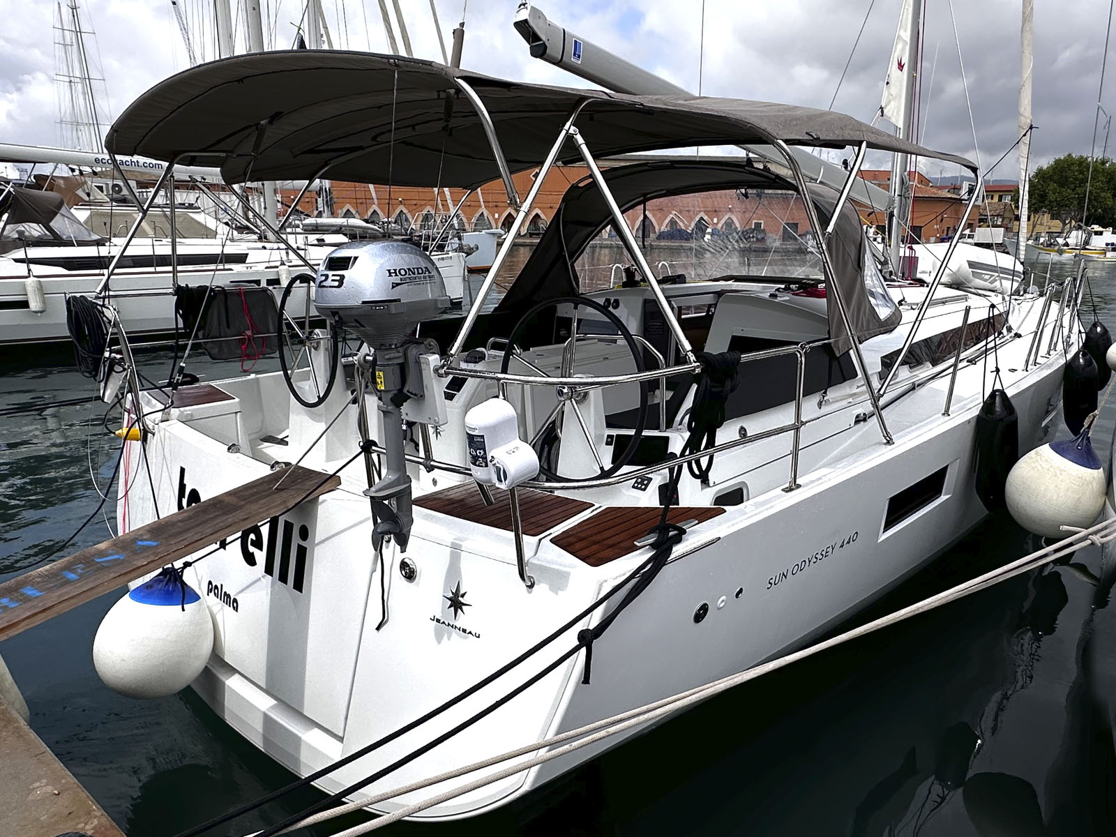 Sun Odyssey 440 - 4 cab. — photo 33