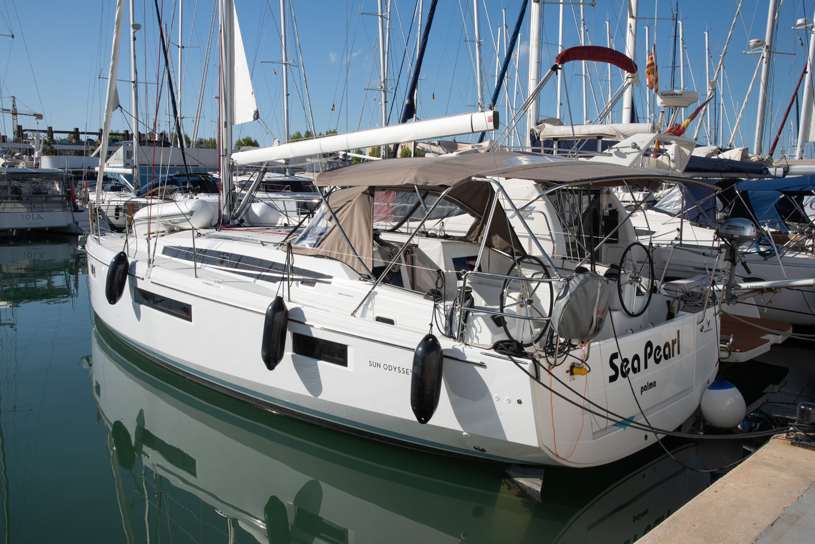Sun Odyssey 410 - 3 cab. — photo 3