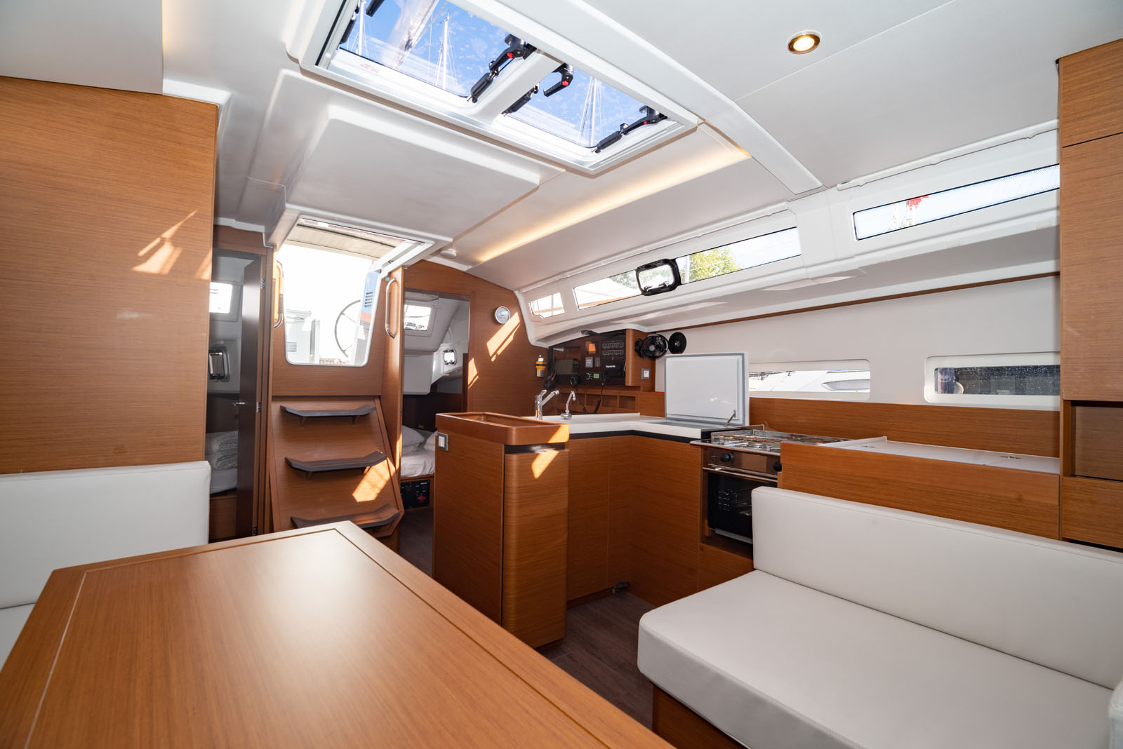 Sun Odyssey 410 - 3 cab. — photo 11