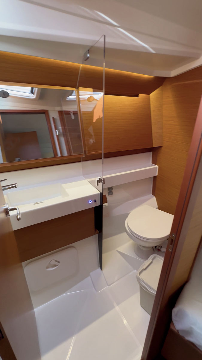 Sun Odyssey 410 - 3 cab. — photo 19