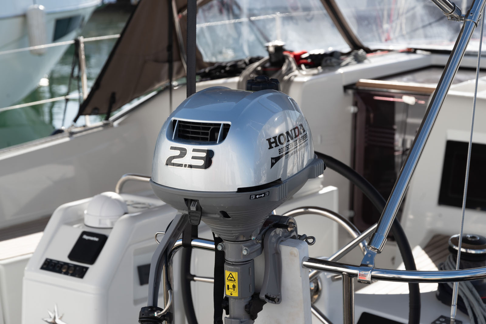 Sun Odyssey 410 - 3 cab. — photo 25