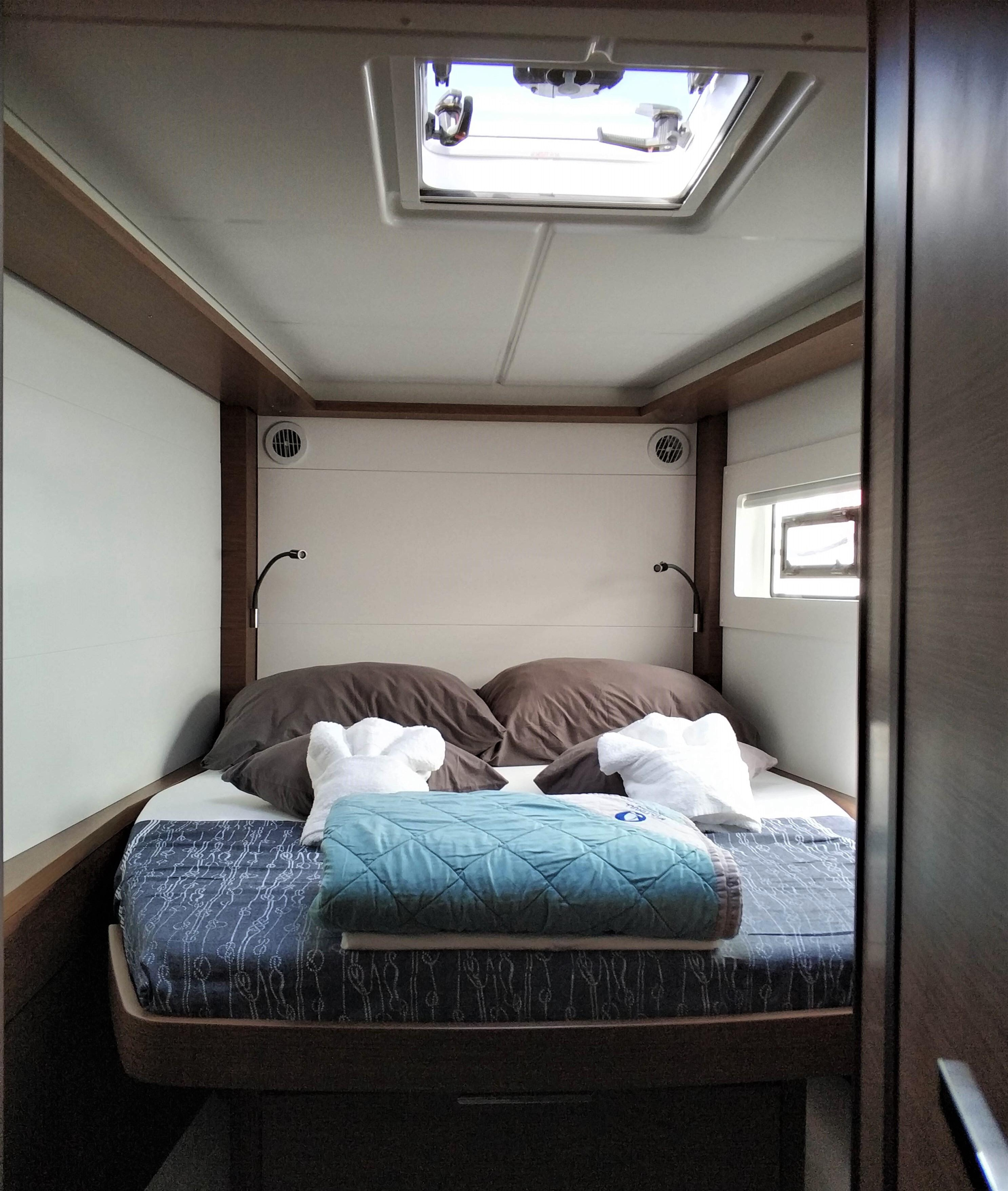Lagoon 46 - 4 + 1 cab. — photo 10