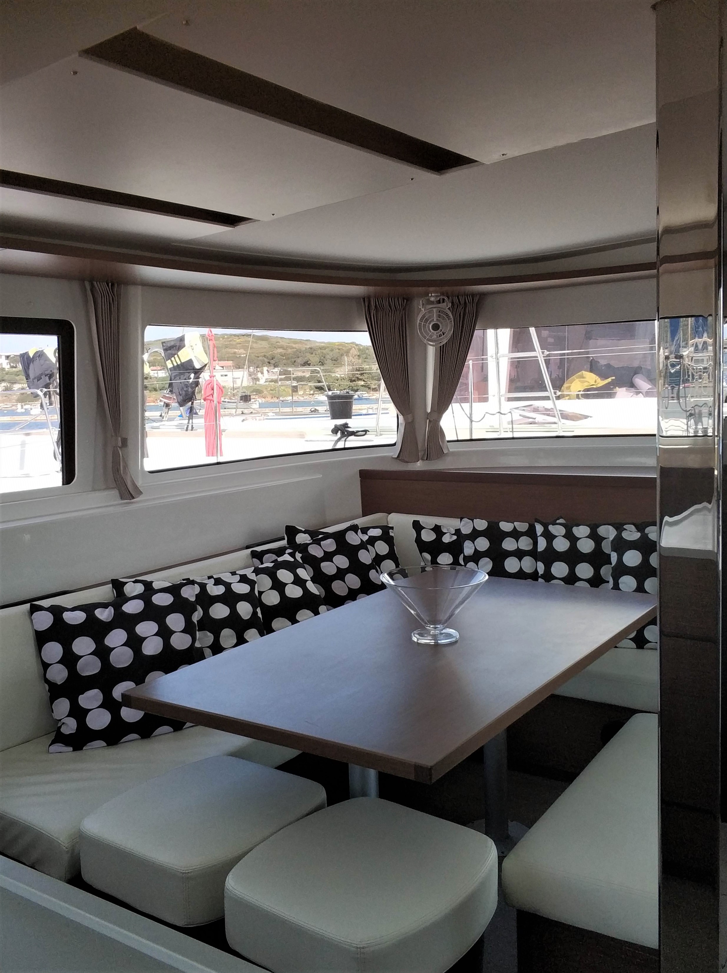 Lagoon 46 - 4 + 1 cab. — photo 13
