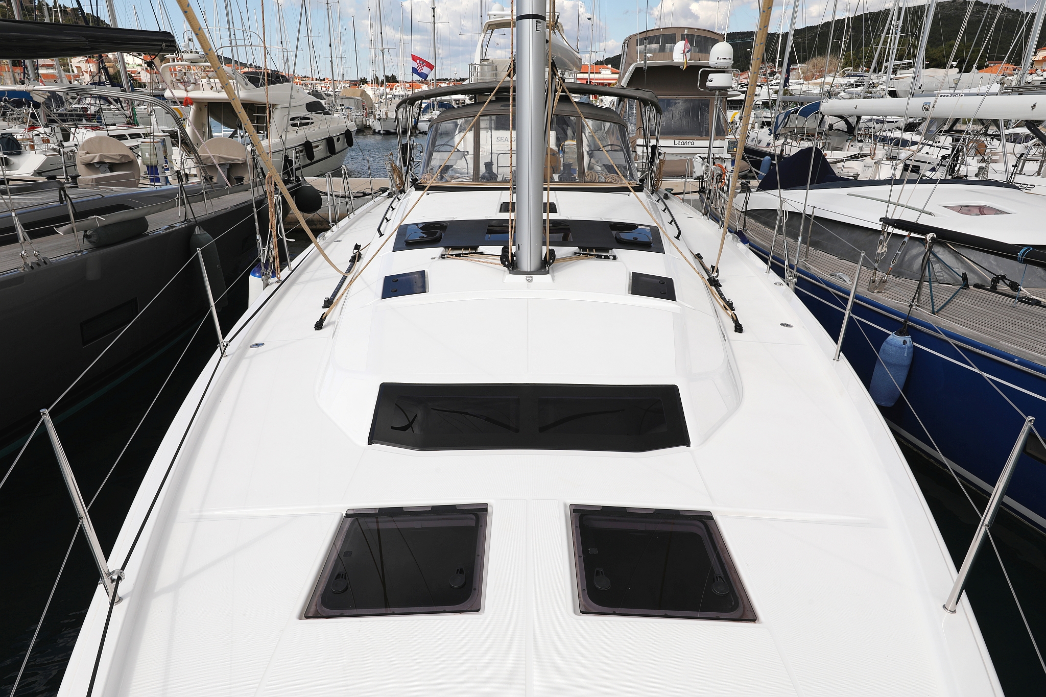 Dufour 470 - 4 cab. — photo 11