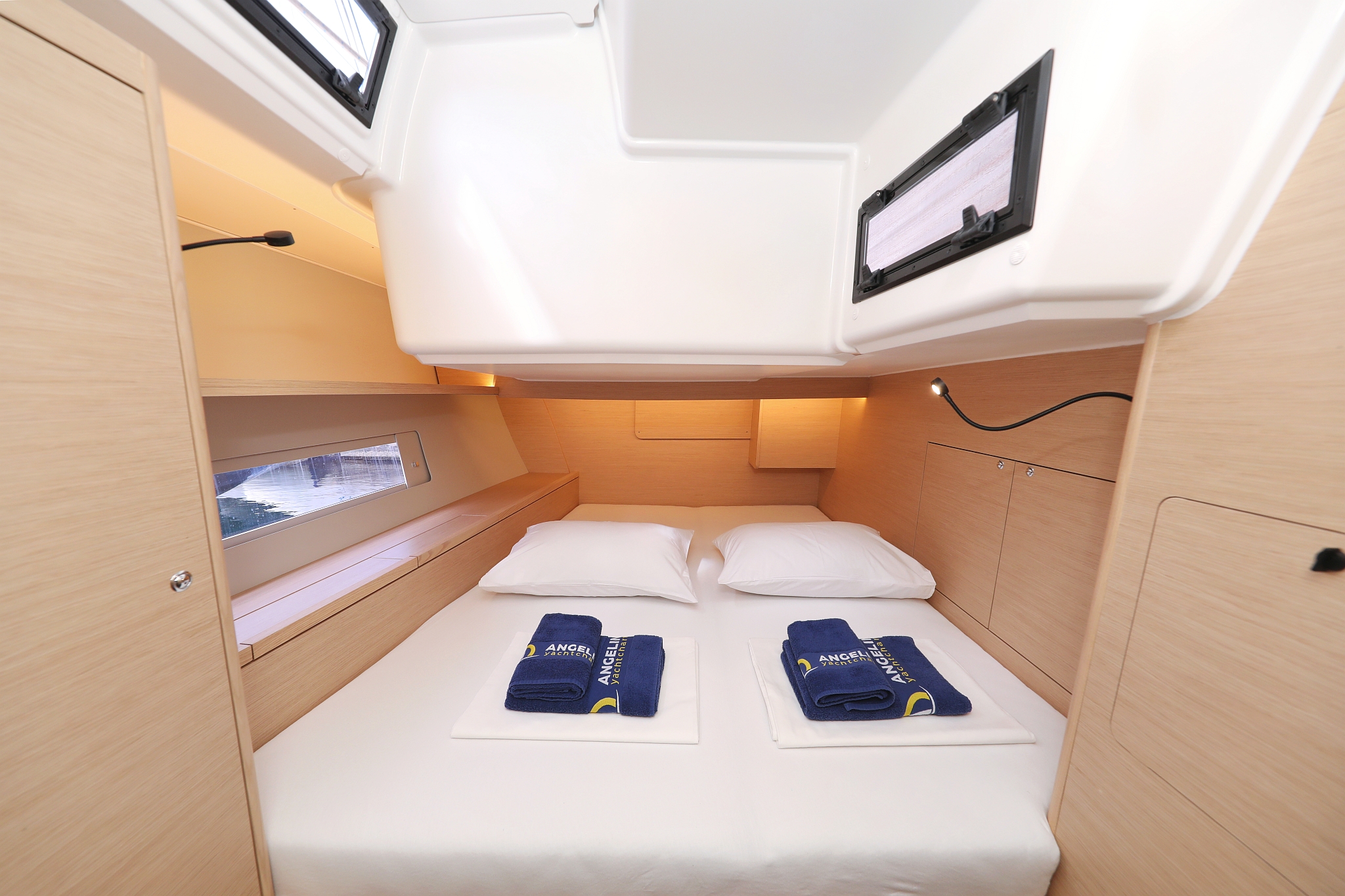 Dufour 470 - 4 cab. — photo 30