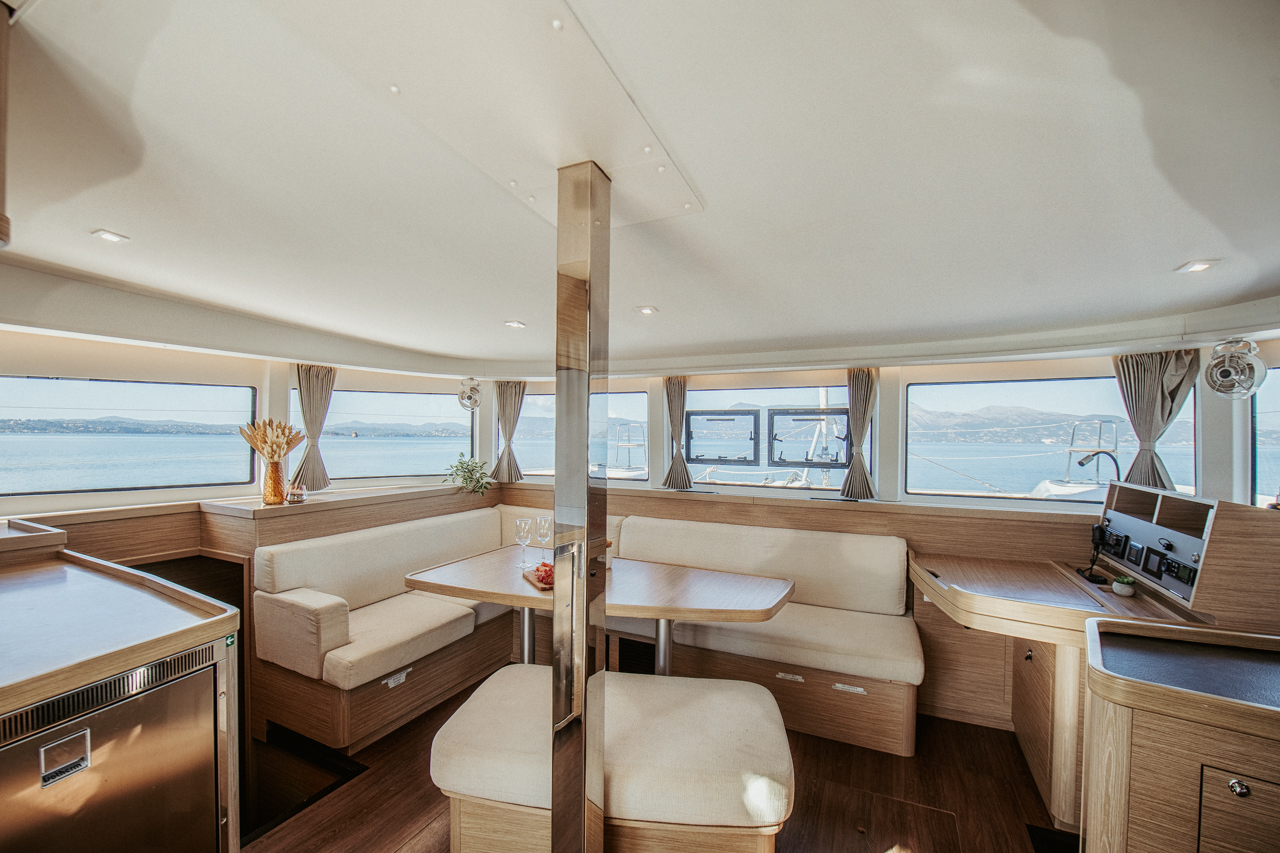 Lagoon 42 - 4 + 2 cab. — photo 15