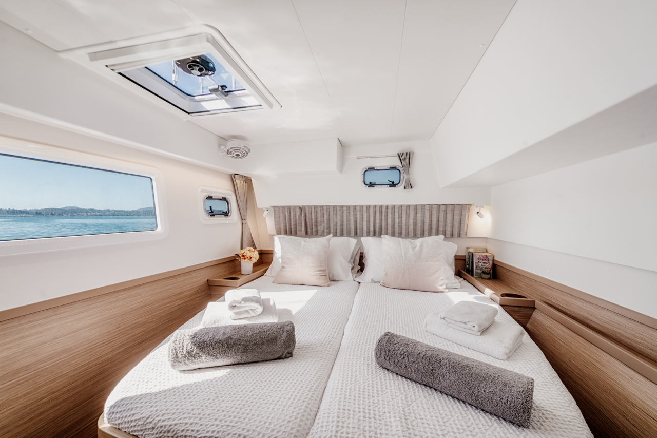 Lagoon 42 - 4 + 2 cab. — photo 16