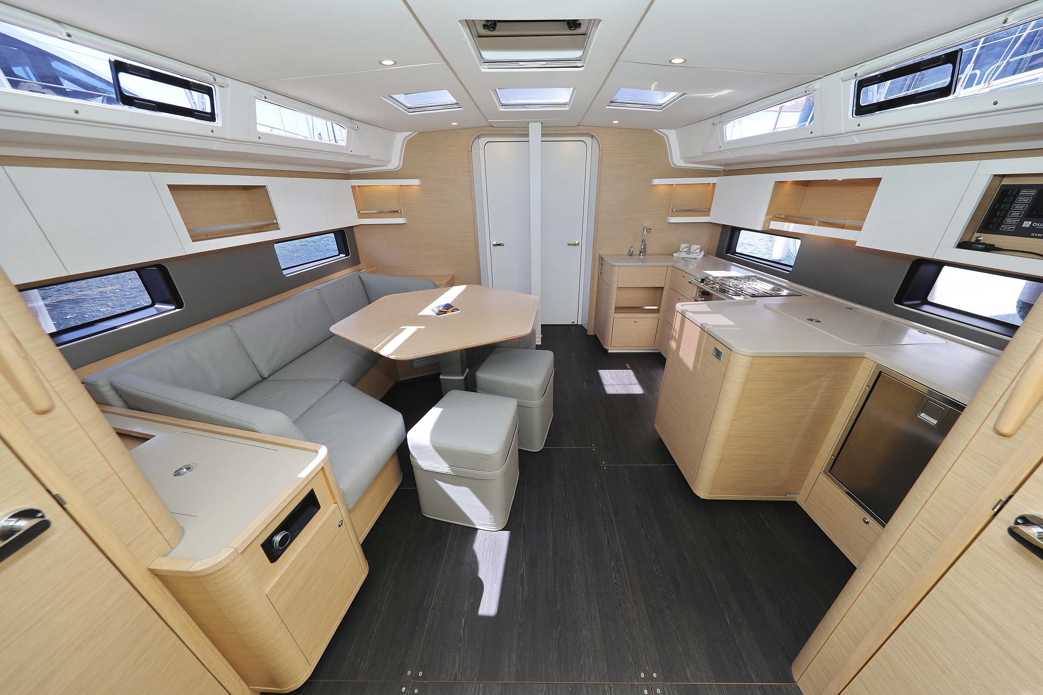 Dufour 44 - 4 cab — photo 13