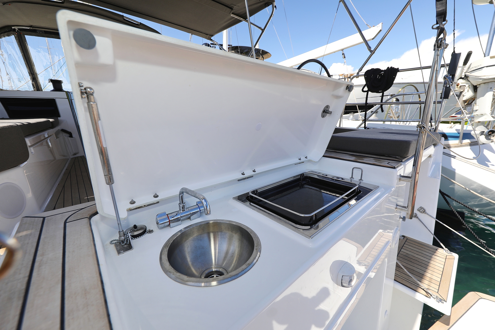 Dufour 44 - 4 cab — photo 49