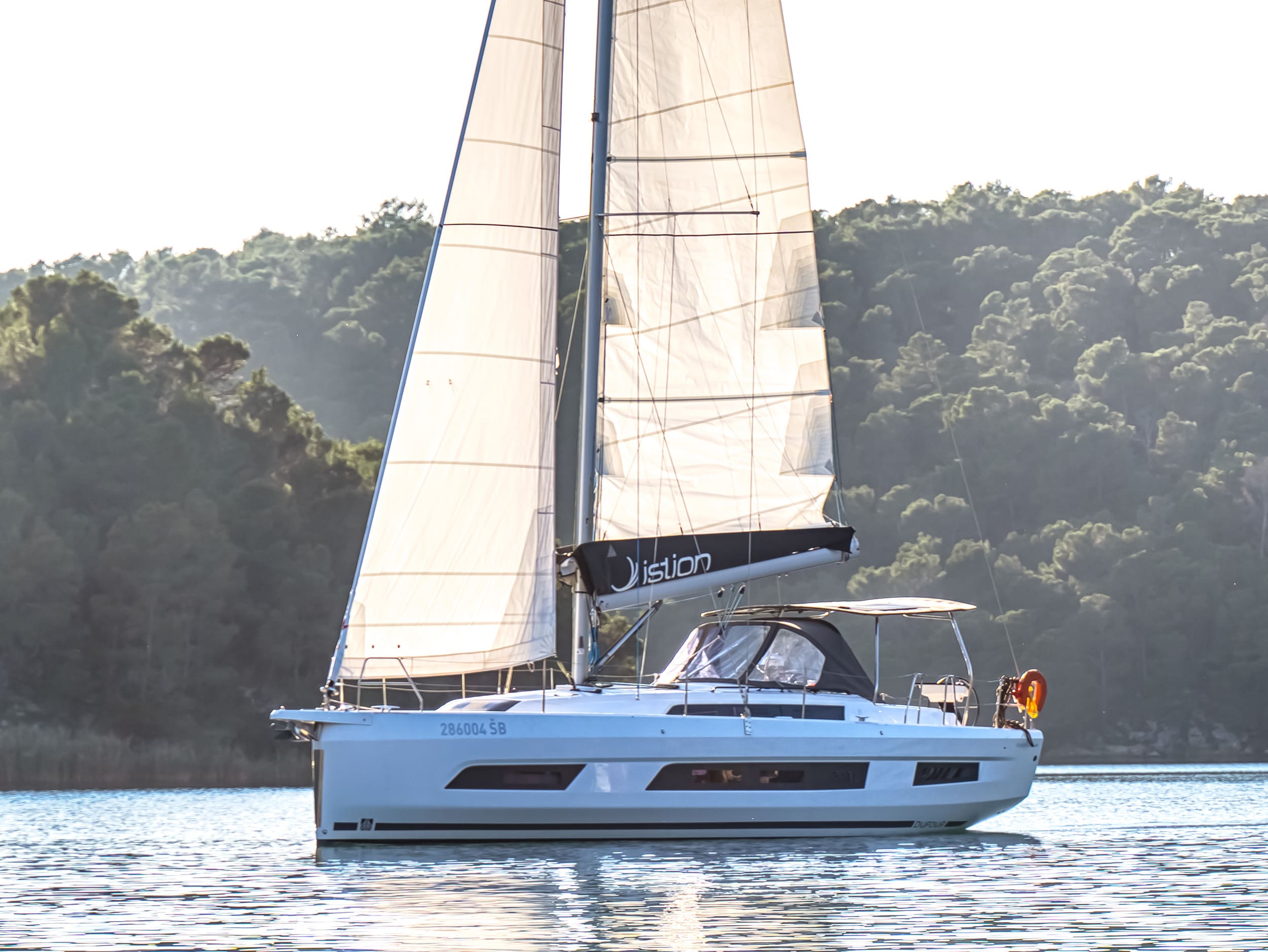 Dufour 41 - 3 cab. — photo 4