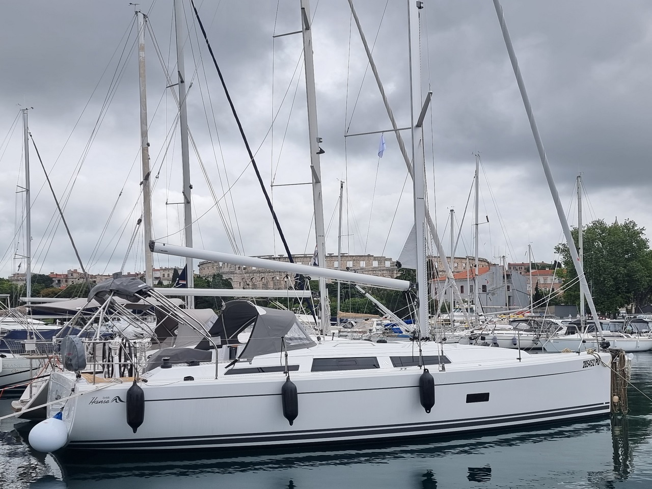 Hanse 348- 3 cab. — photo 5