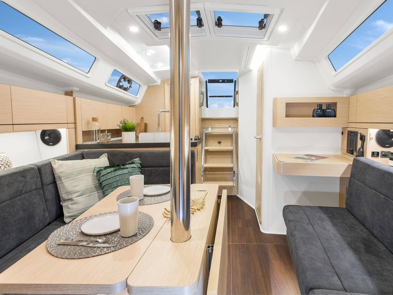 Hanse 348- 3 cab. — photo 6