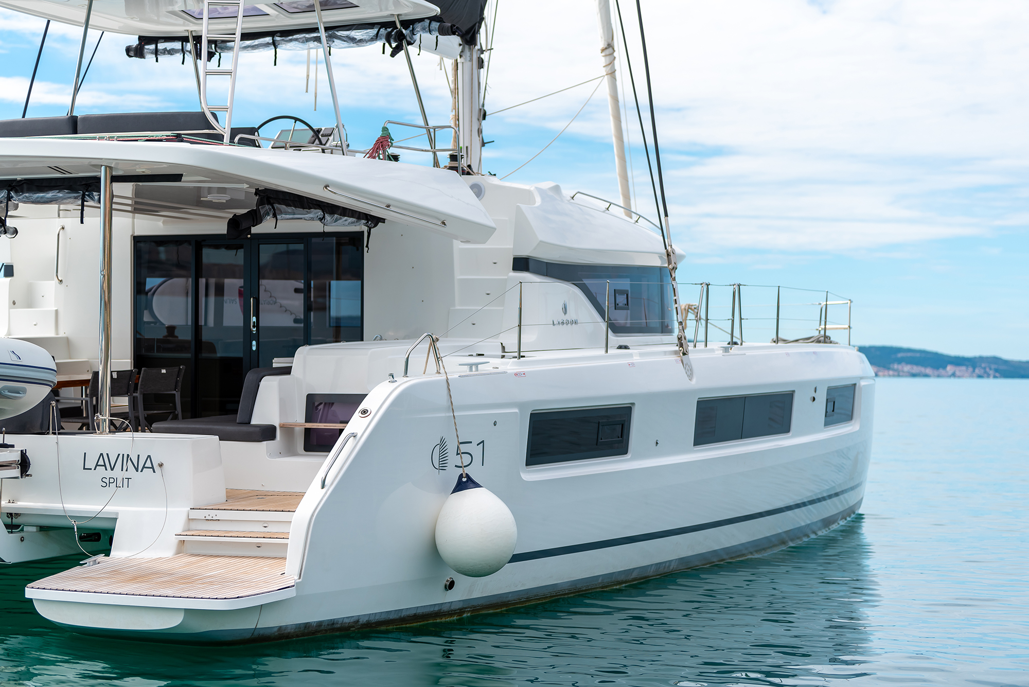 Lagoon 51 - 6 + 1 cab. — photo 11