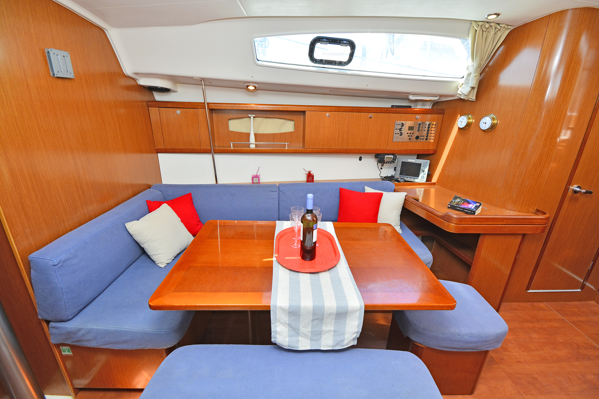 Oceanis 43 — photo 7