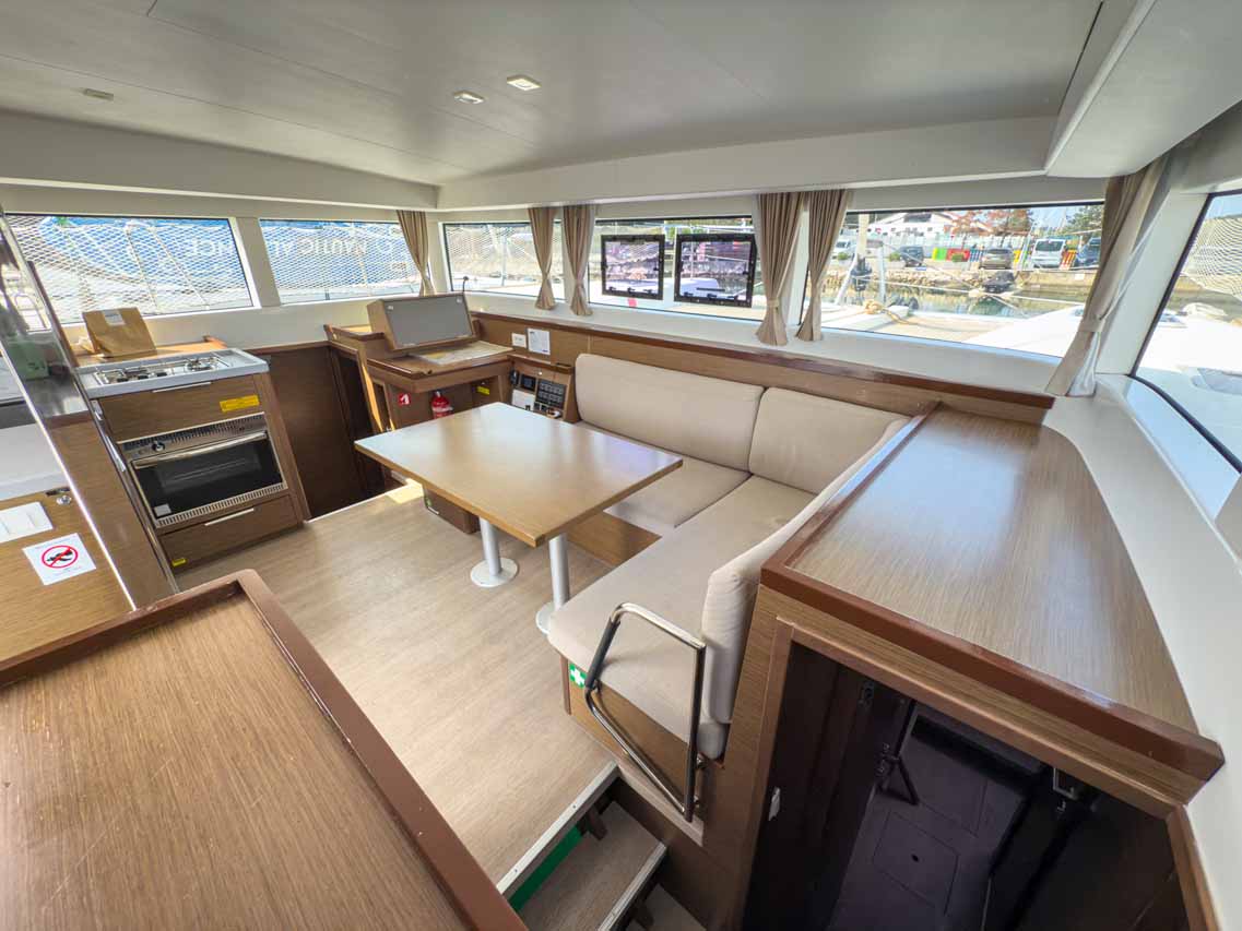 Lagoon 40 - 4 + 2 cab — photo 14