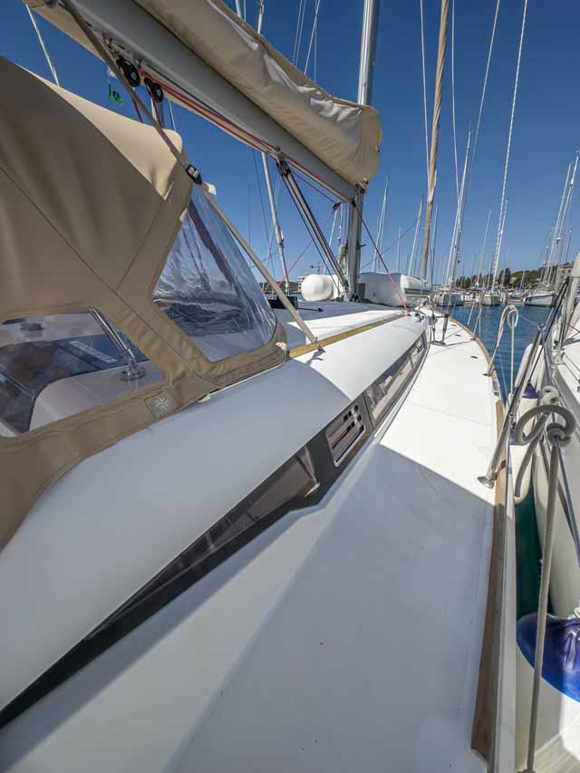 Sun Odyssey 449 — photo 3