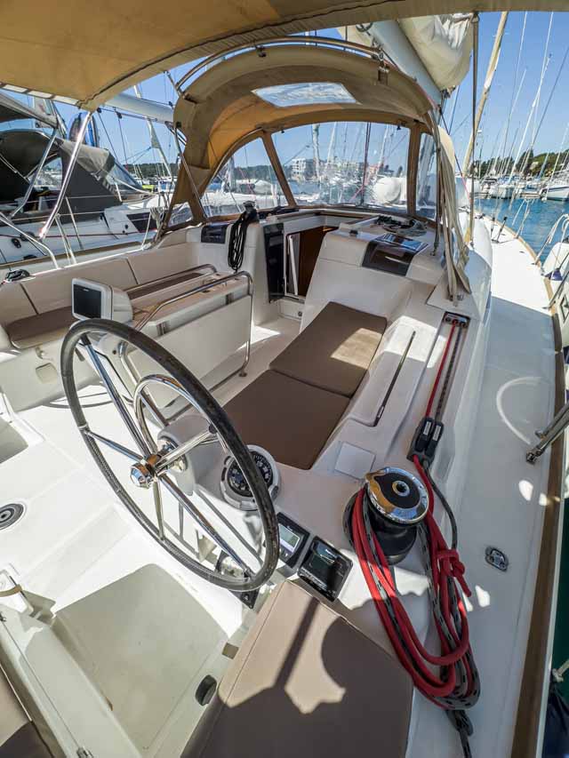 Sun Odyssey 449 — photo 7