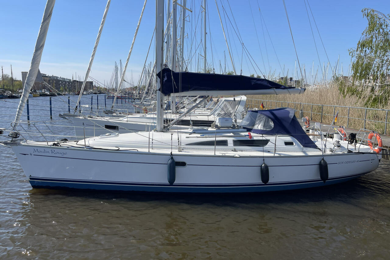 Sun Odyssey 40 — photo 3