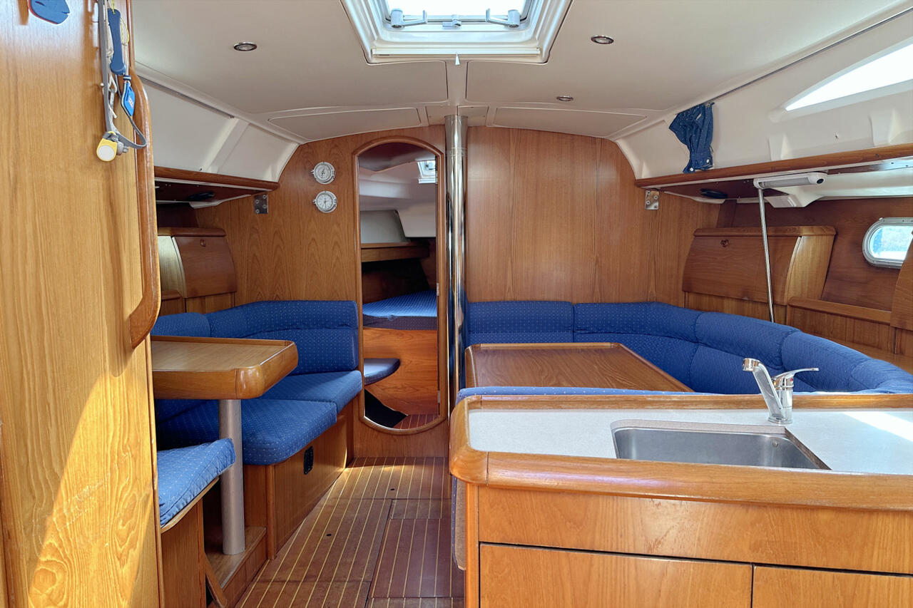 Sun Odyssey 40 — photo 13