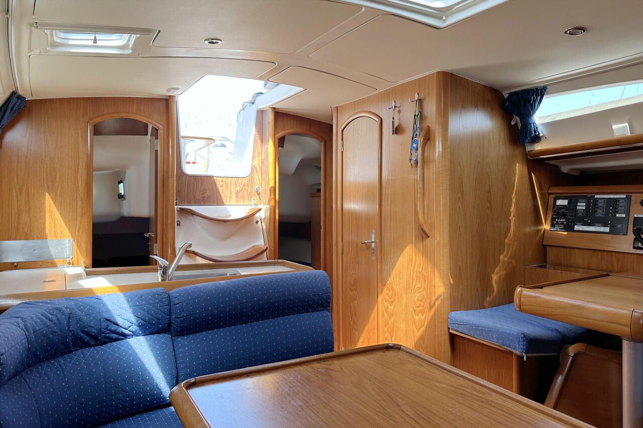 Sun Odyssey 40 — photo 15