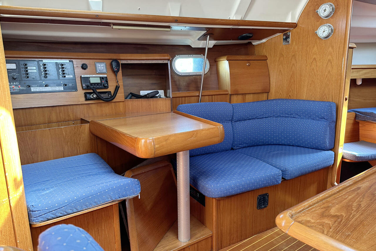 Sun Odyssey 40 — photo 19
