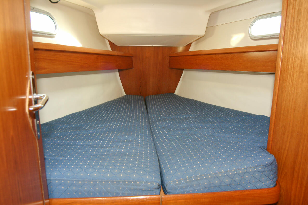 Sun Odyssey 43 — photo 16