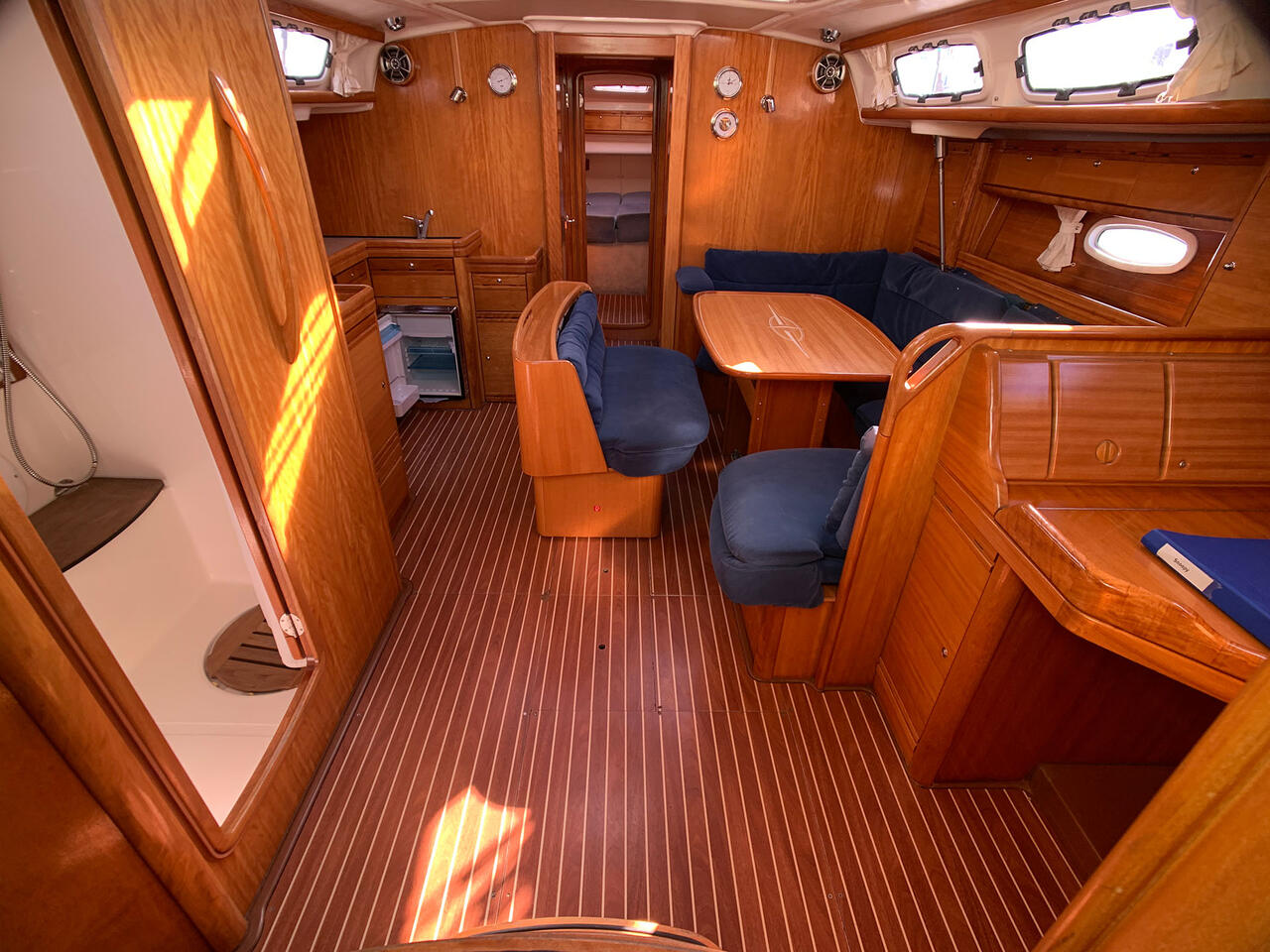 Bavaria 46 Cruiser — photo 10