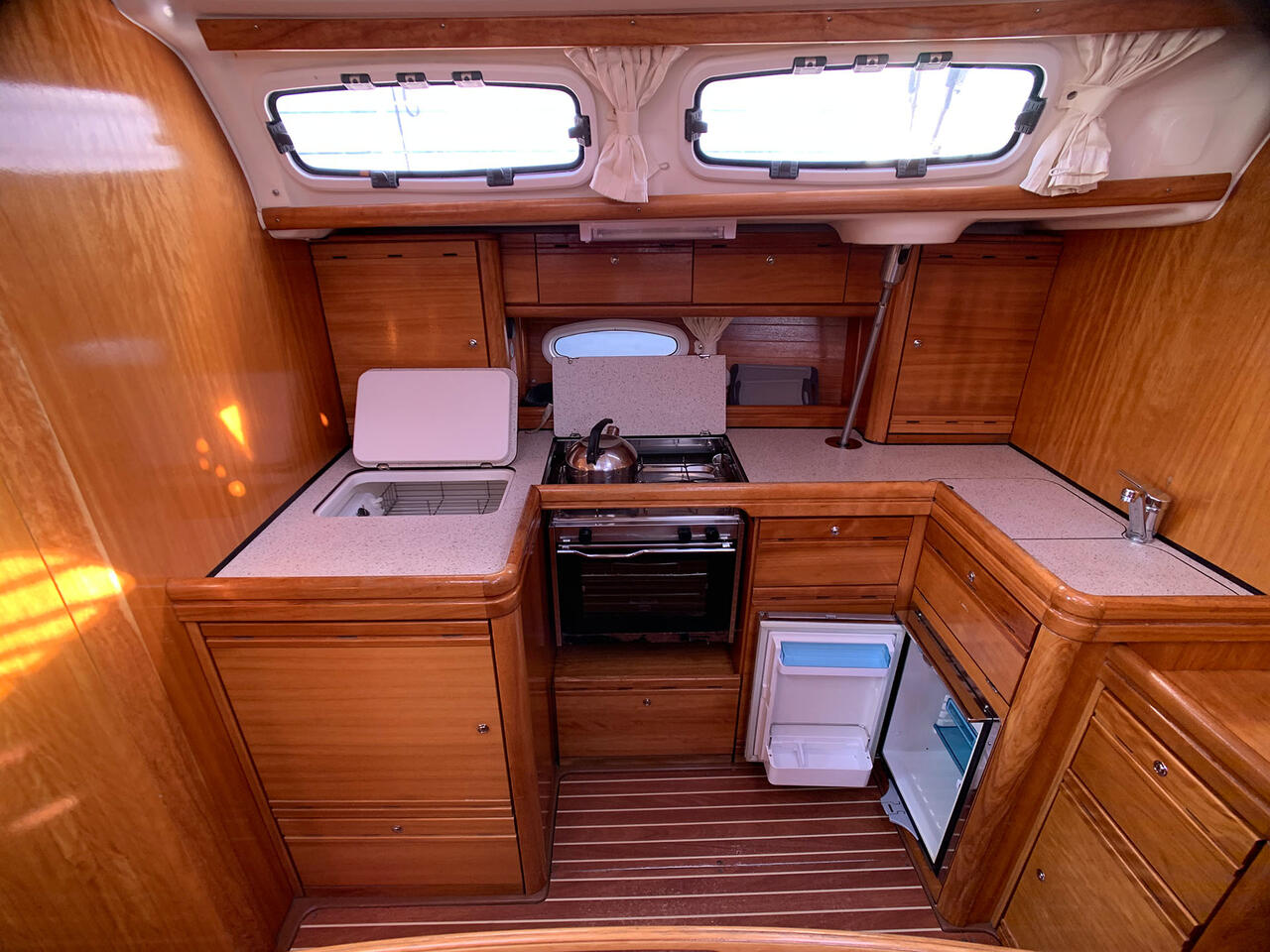 Bavaria 46 Cruiser — photo 11