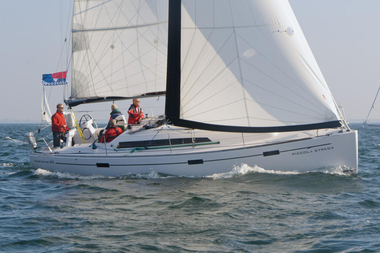 Salona 35 — photo 1