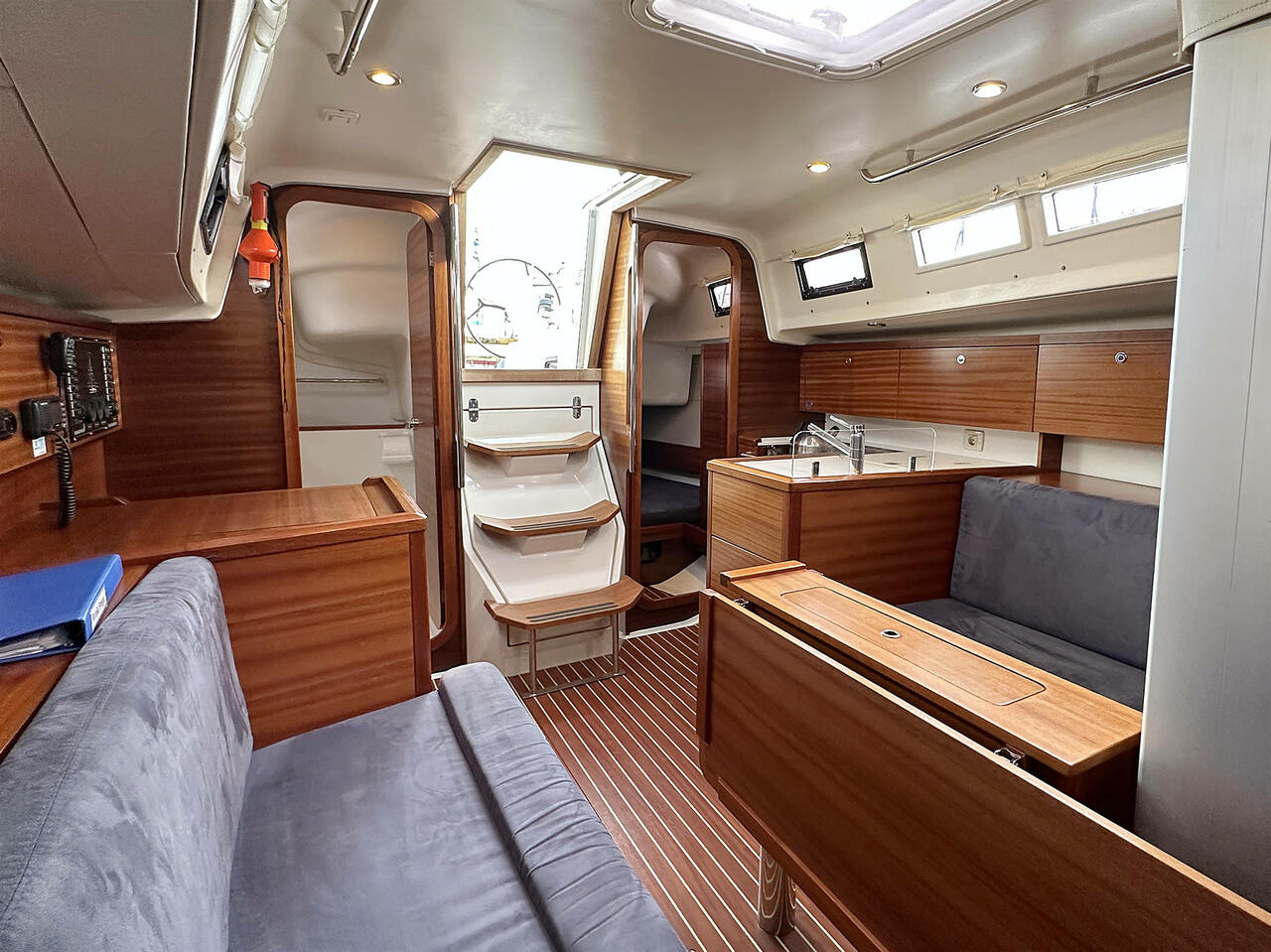 Salona 35 — photo 11