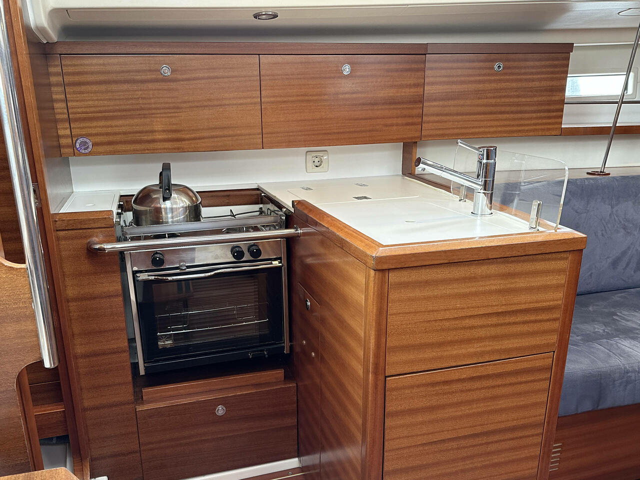 Salona 35 — photo 13