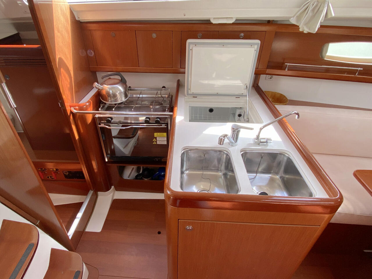 Oceanis 31 — photo 12
